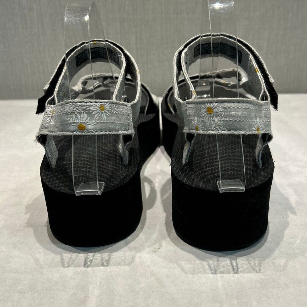 Teva Flatform Sandals Gray Daisy Flowers Floral - Picture 4 of 10